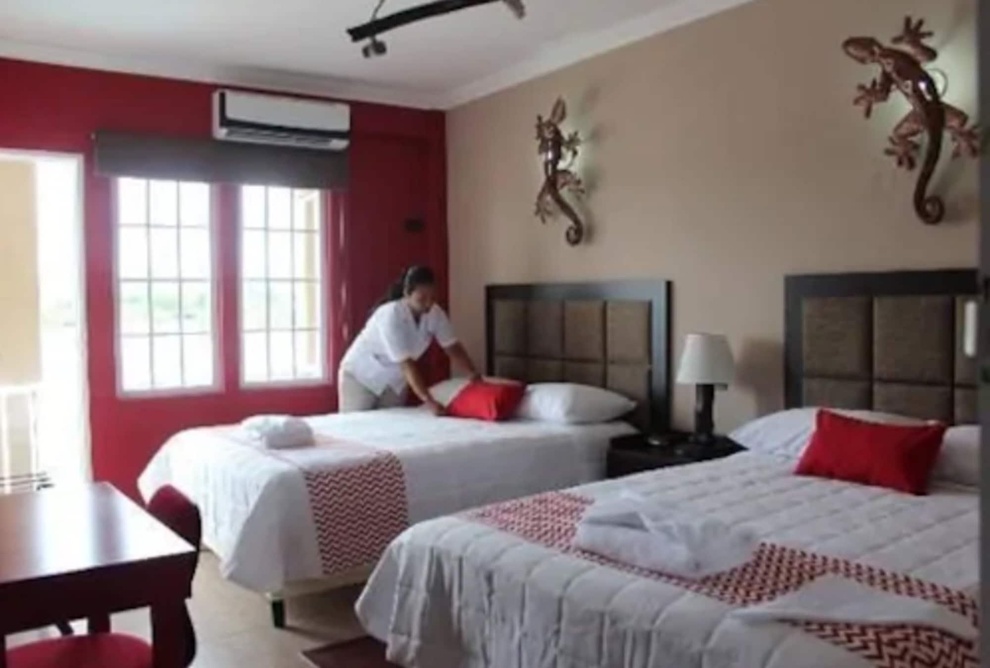 Ramada Tikal Isla De Flores Hotel Bagian luar foto