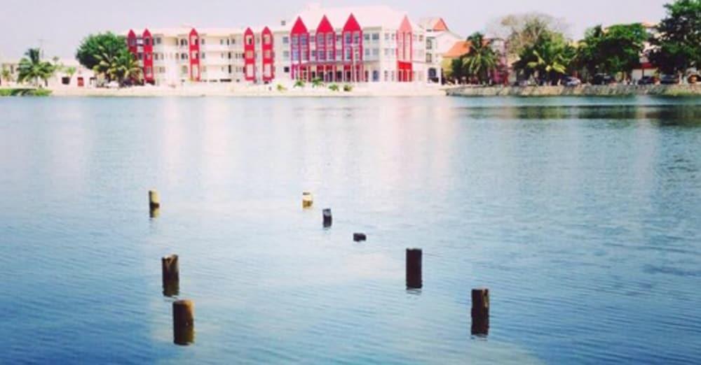 Ramada Tikal Isla De Flores Hotel Bagian luar foto
